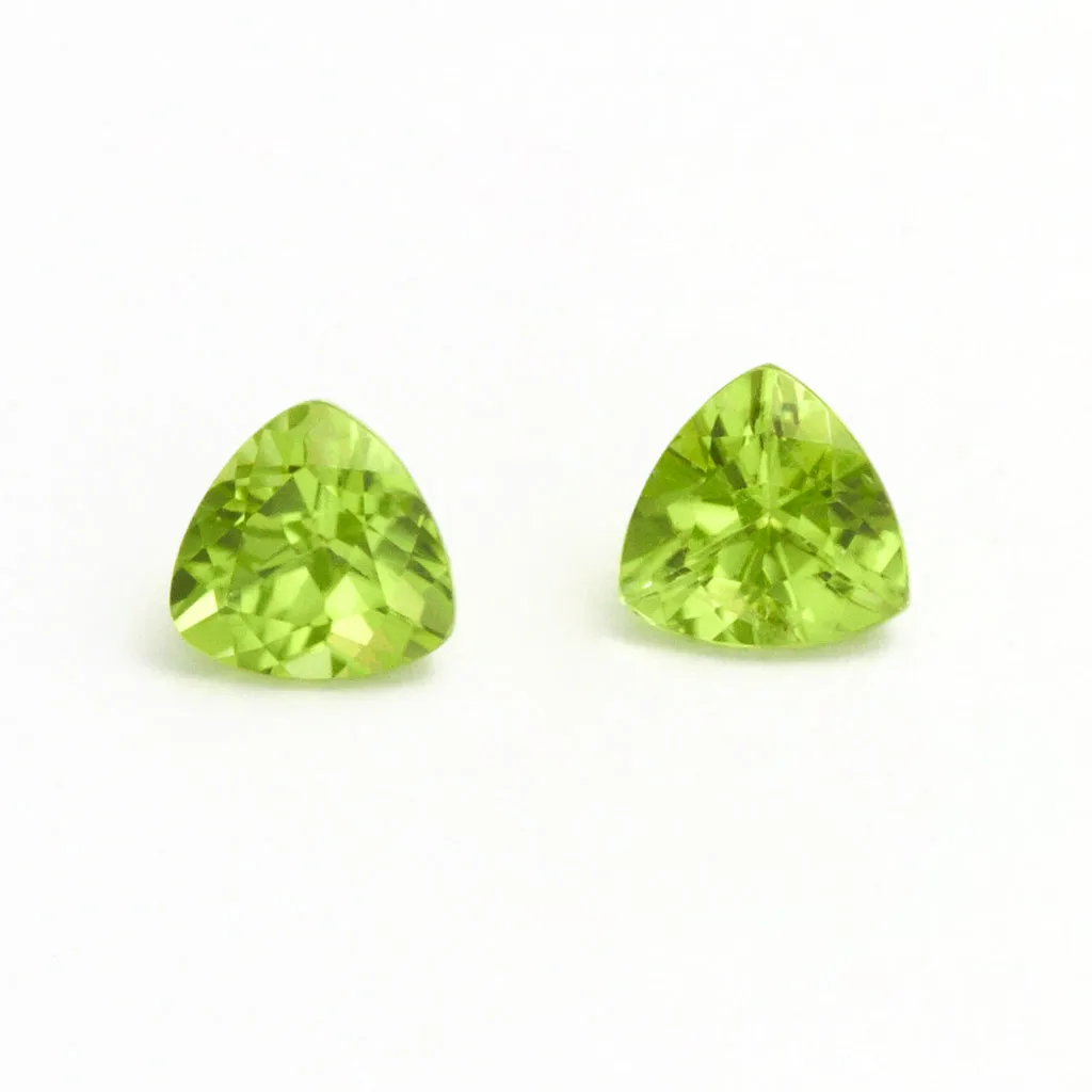 4 to 7mm Mesa Verde® Peridot Trillions