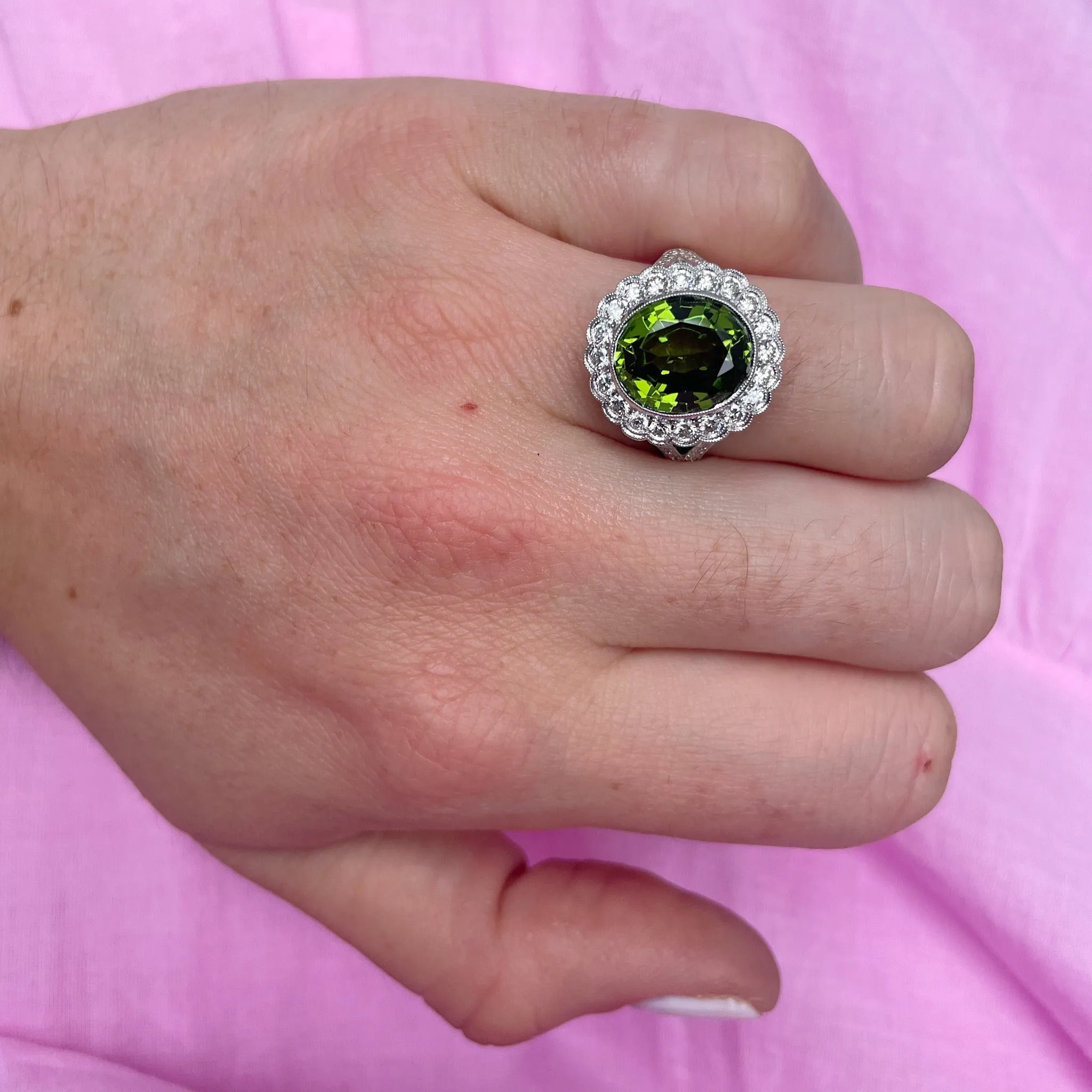 5.95ct Oval Peridot & Diamond 14K White Gold Ring