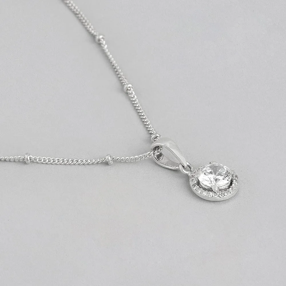 92.5 Silver White Zircon Loop Necklace