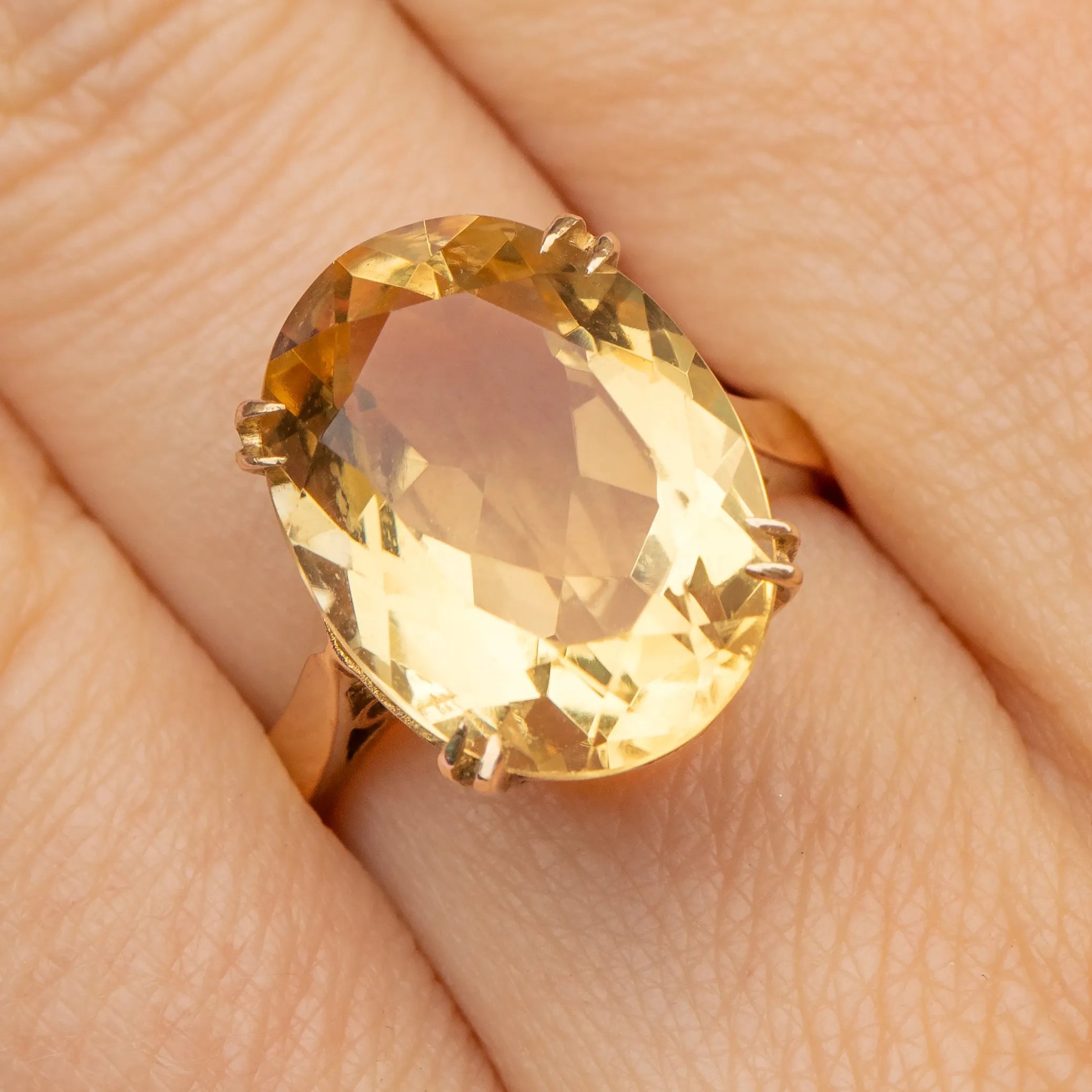 9ct Gold Citrine Cocktail Ring 7.15ct
