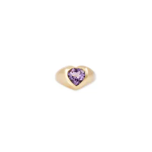 AMETHYST HEART SIGNET RING