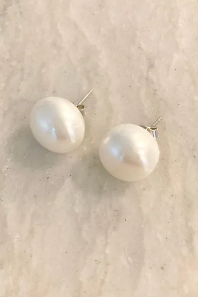 Classic XL Pearl Stud Earrings | Bold Elegance & Radiant Luster | By Pearly Girls