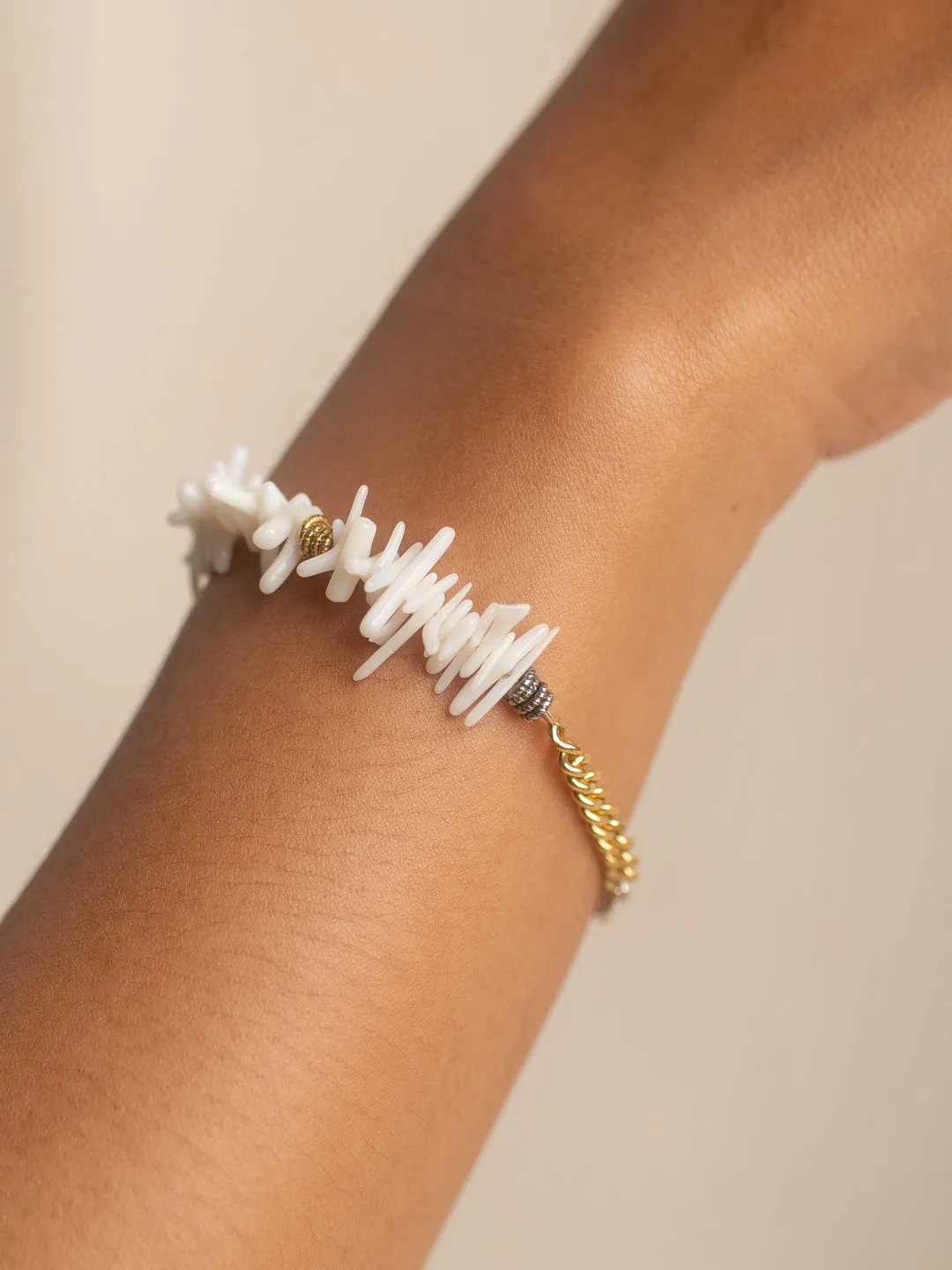 CORAL BRACELET