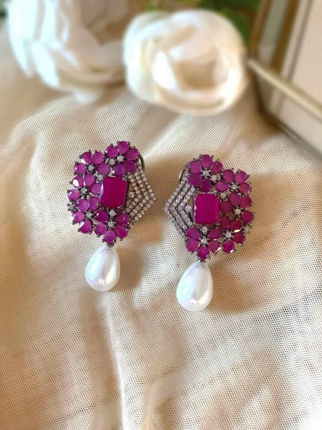 Crystal Pearl Harmony Earring
