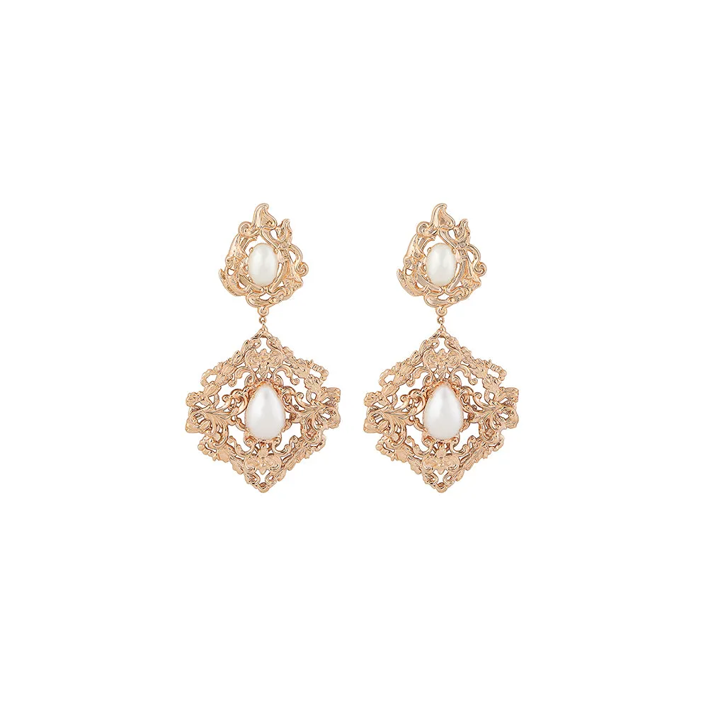 Melinda Pearl Earrings