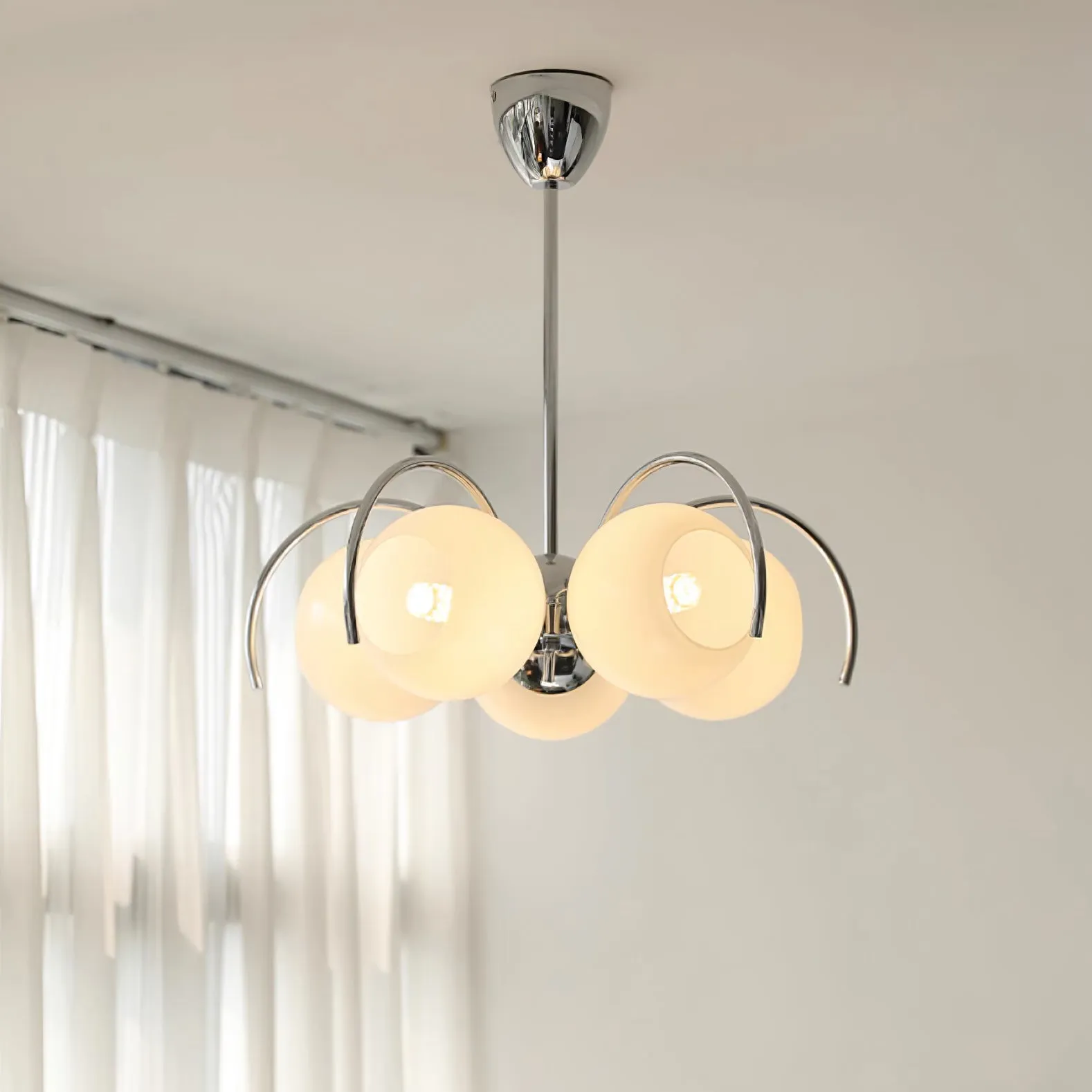 Modern Doku Chandelier