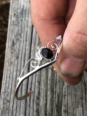 Navajo onyx and sterling silver leaf flower swirl bracelet
