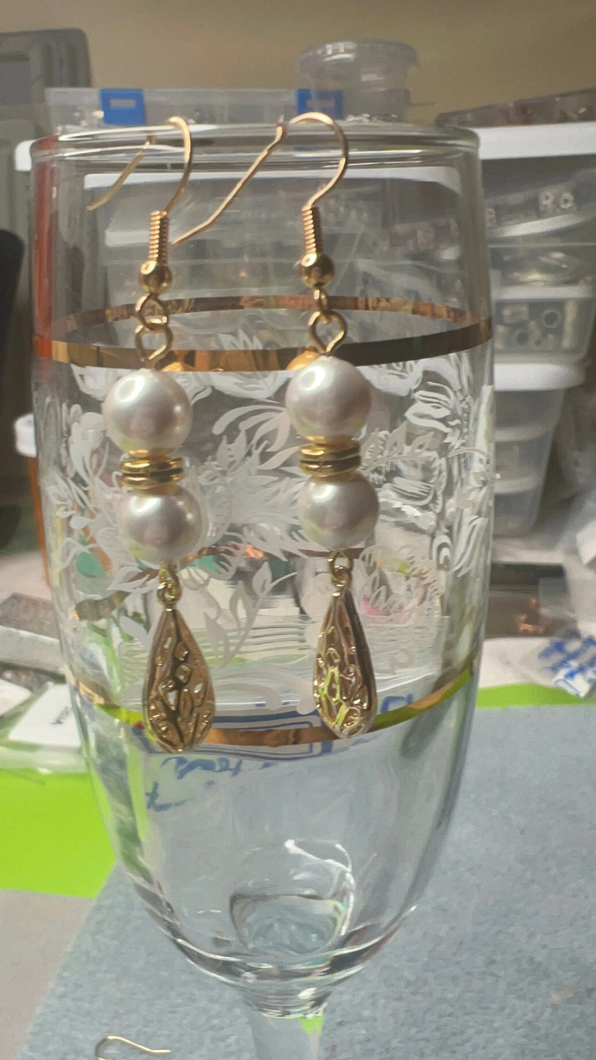 Pearl and Gold Drops Earrings