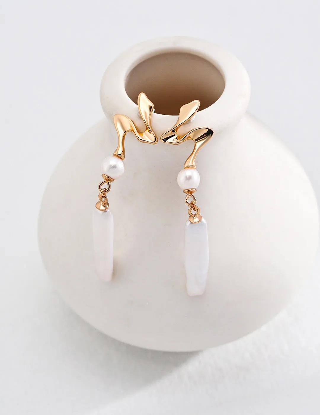 Pearl Drift Earrings