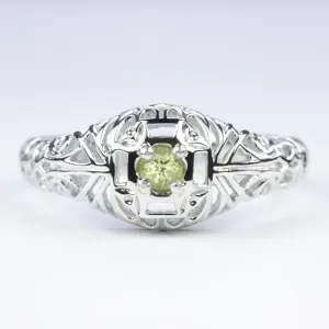 PERIDOT VINTAGE STYLE COCKTAIL RING STERLING SILVER DAINTY FILIGREE ROUND GREEN