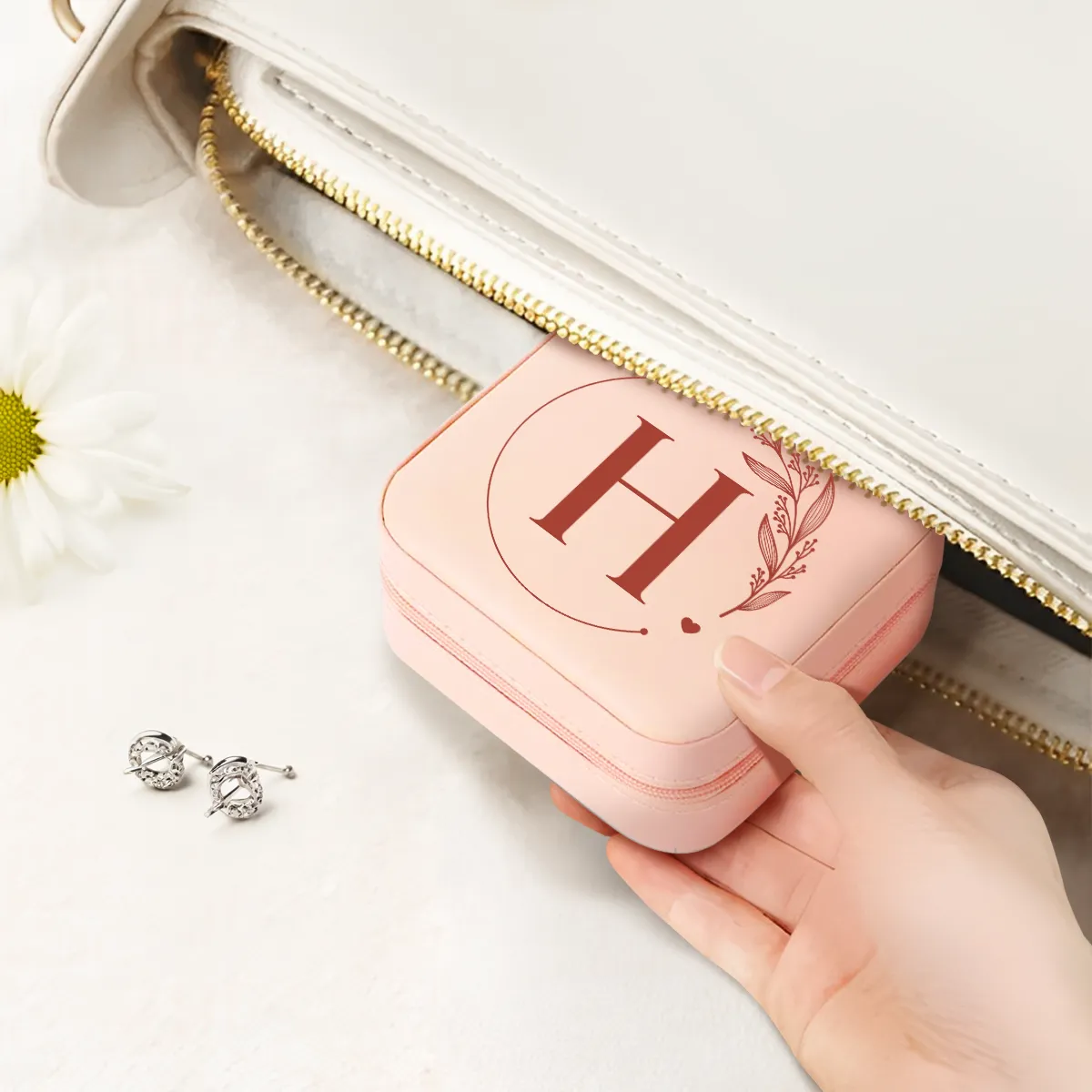 Personalized Jewelry Box, Pink Small Travel Jewelry Box with Initial H, Monogrammed Jewelry Case Organizer for Girls Women Teen, Mini Travel Essentials Gifts for Christmas Birthday