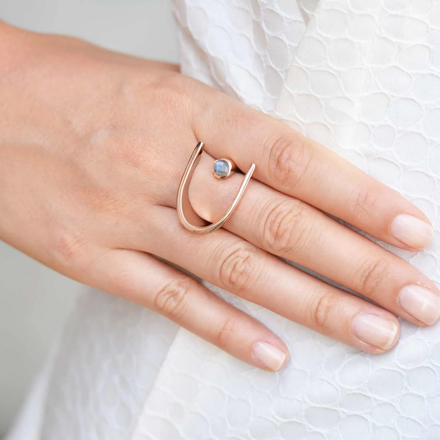 Rose Gold Ring Labradorite Lunaria