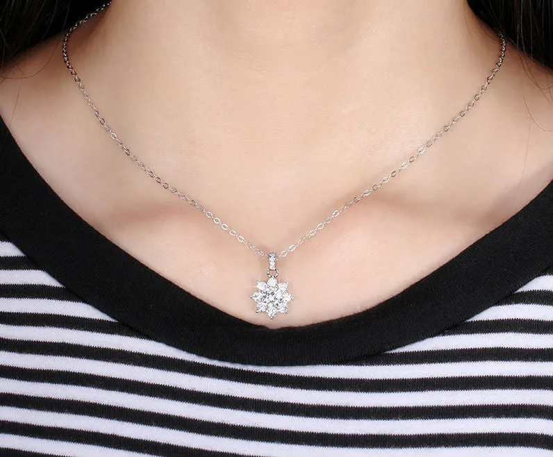 Silver Crystal Snowflake Pendants Necklace