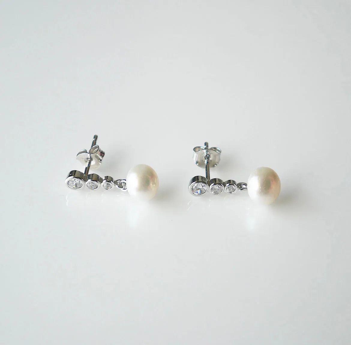 Silver Pearl Earrings, 925 Sterling Silver Freshwater Pearl, Bezel Cubic Zirconia Dangling Luxury Hypoallergenic Statement Earrings