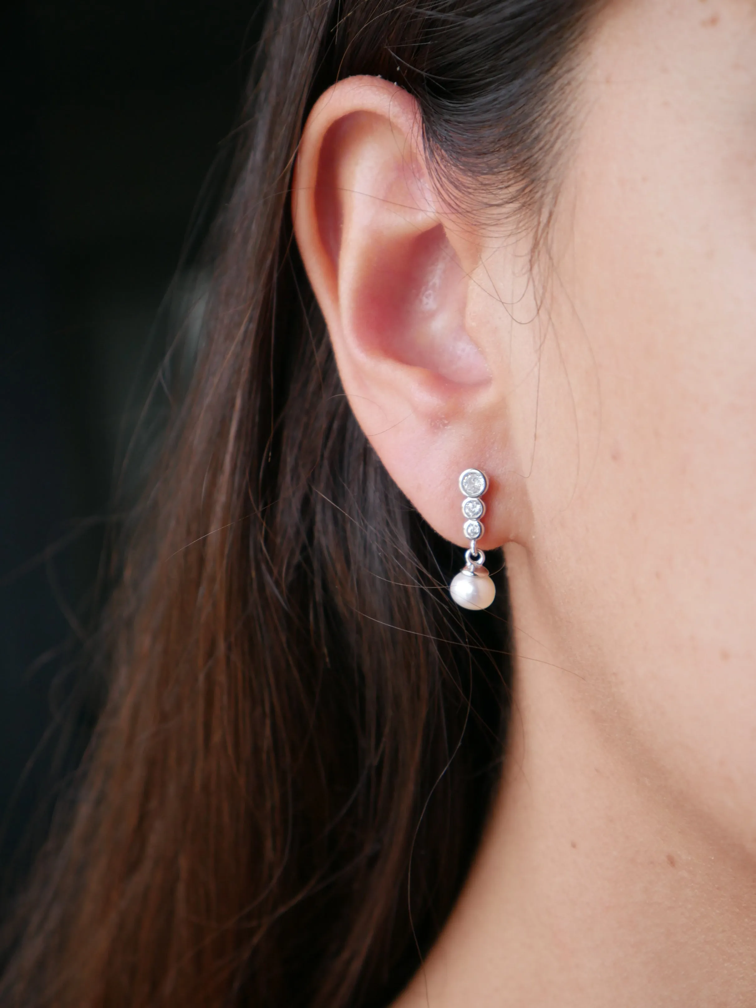 Silver Pearl Earrings, 925 Sterling Silver Freshwater Pearl, Bezel Cubic Zirconia Dangling Luxury Hypoallergenic Statement Earrings