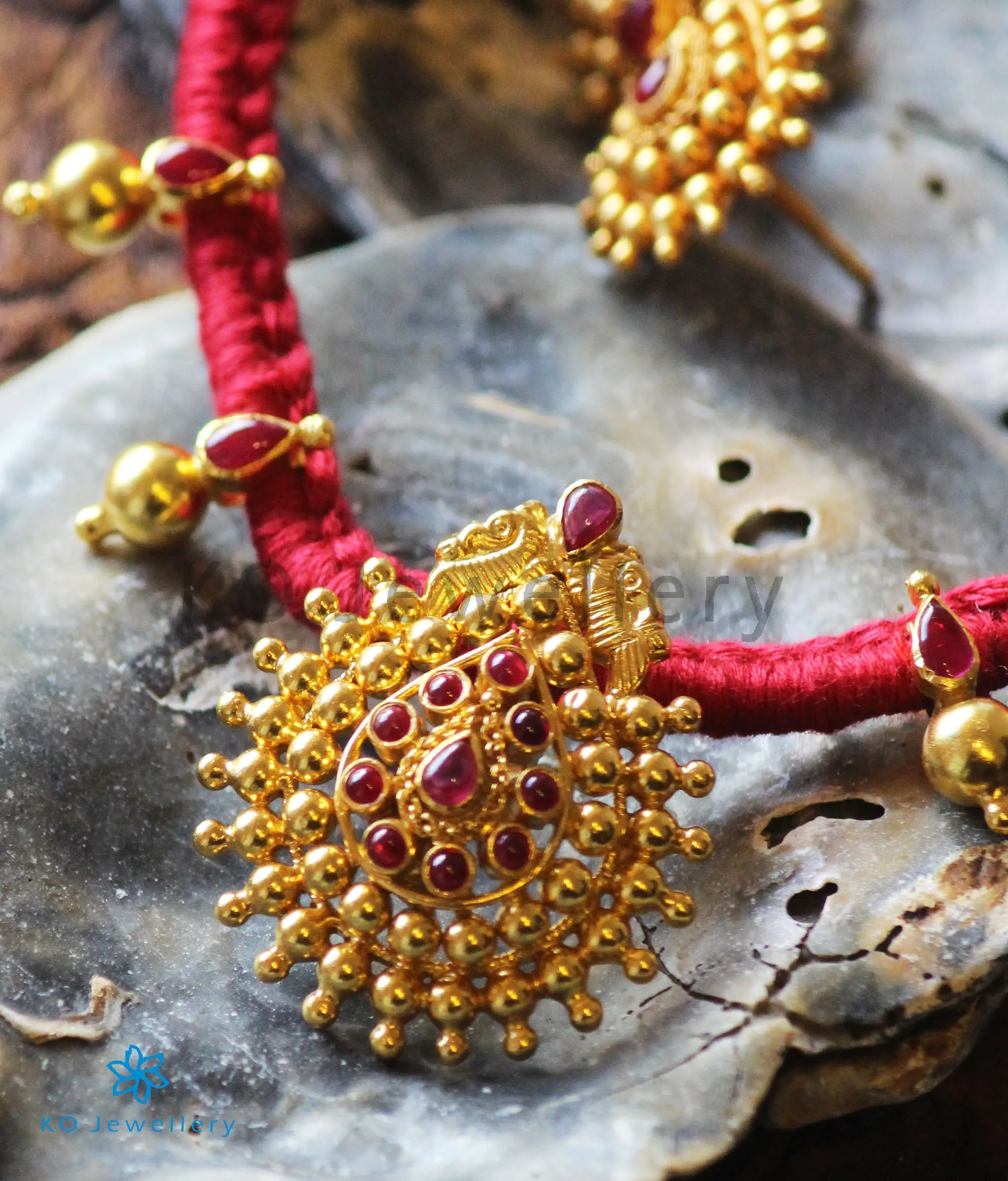 The Aradhana  Silver Thread Necklace (Red)