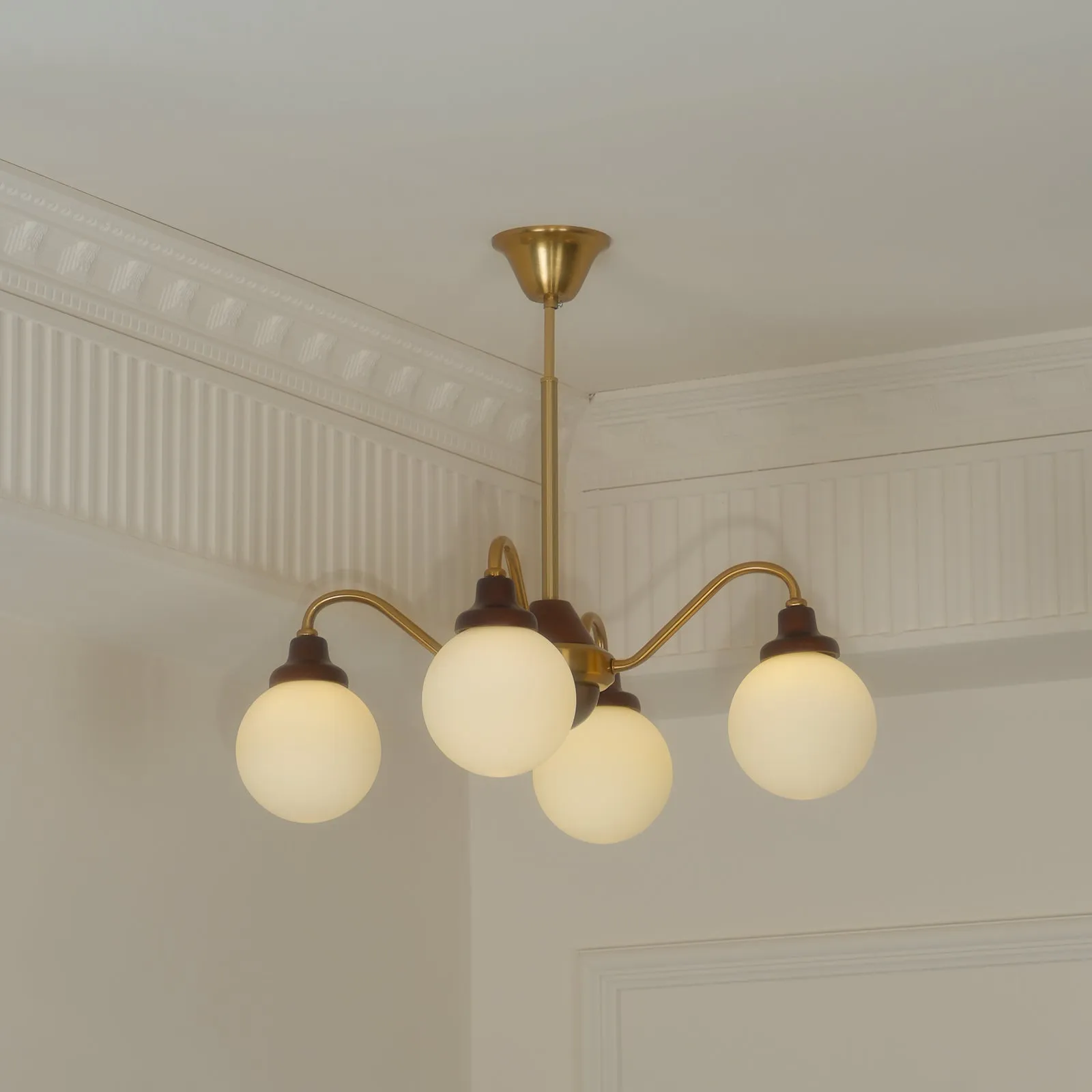 Tillary Retro Chandelier