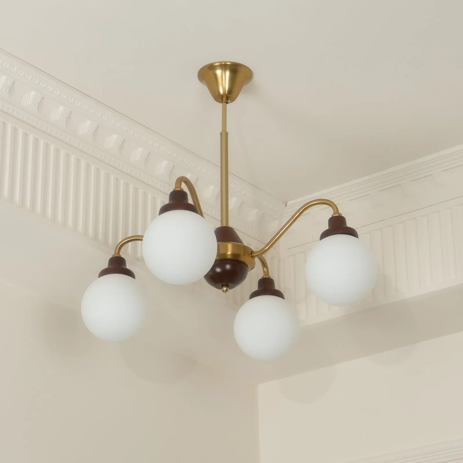 Tillary Retro Chandelier