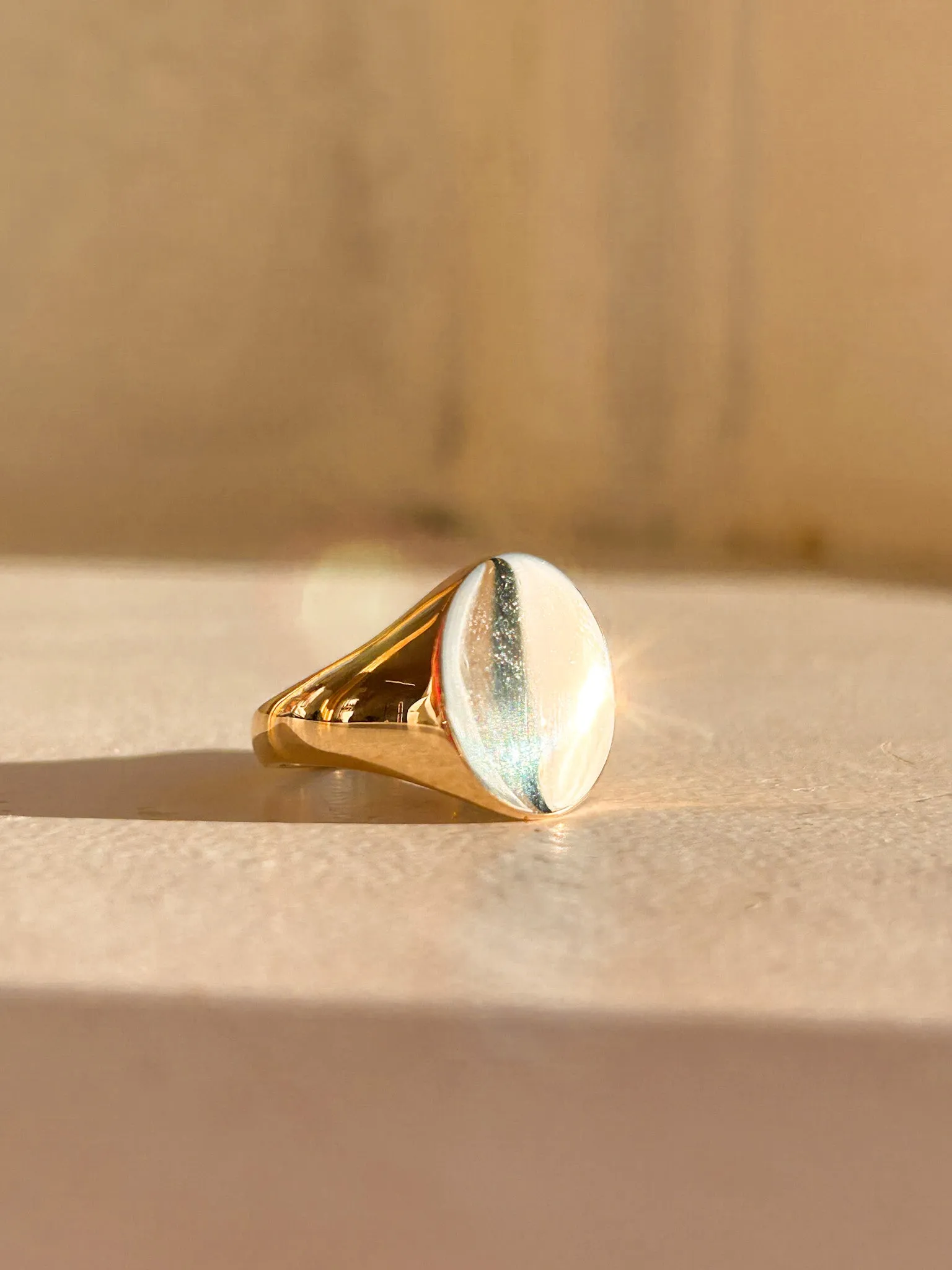 Vintage 9ct Yellow Gold Oval Signet Ring
